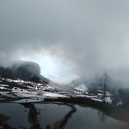 ジャッキーズ ゲストハウス（水雲間客棧） 元陽県 エクステリア 写真